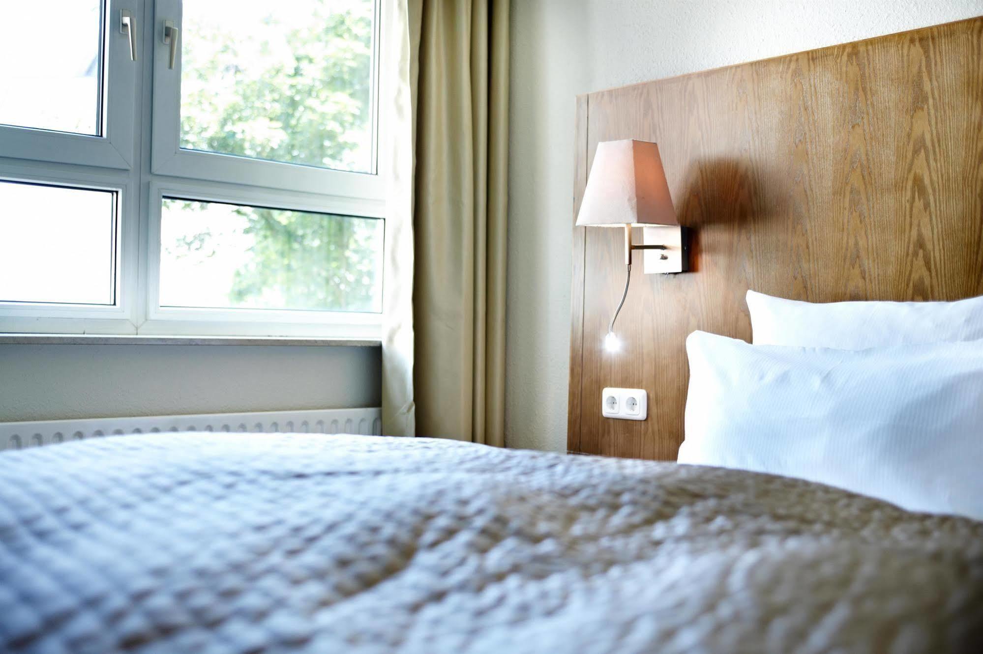 Hotel Domicil Hamburg By Golden Tulip Exterior photo